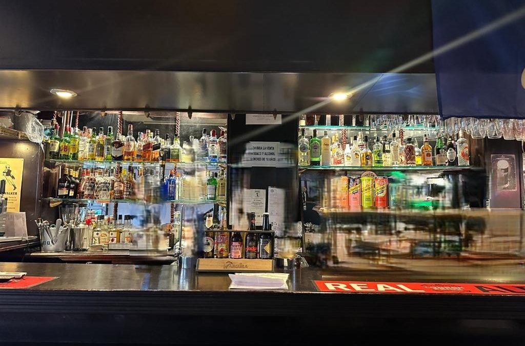 Bar de copas de 120 m2 en Retiro, Pacífico
