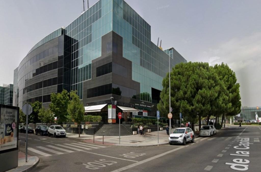 En Alquiler Restaurante de 900 m2 zona Campo de las Naciones, Ifema