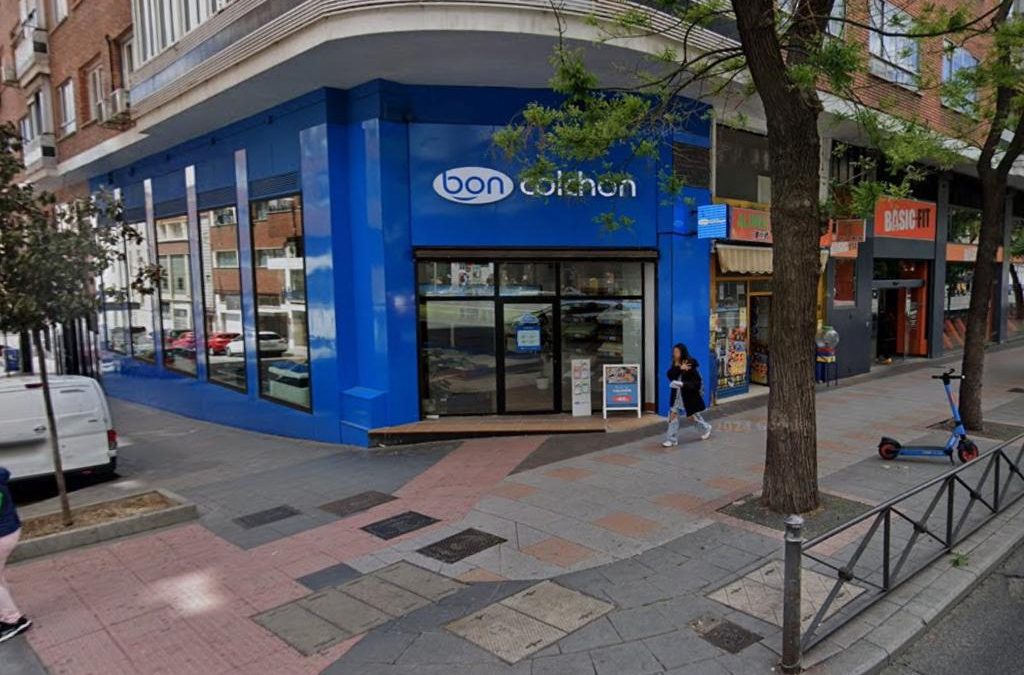 En Venta Local Comercial de 230 m2 zona Tetuán, Estrecho