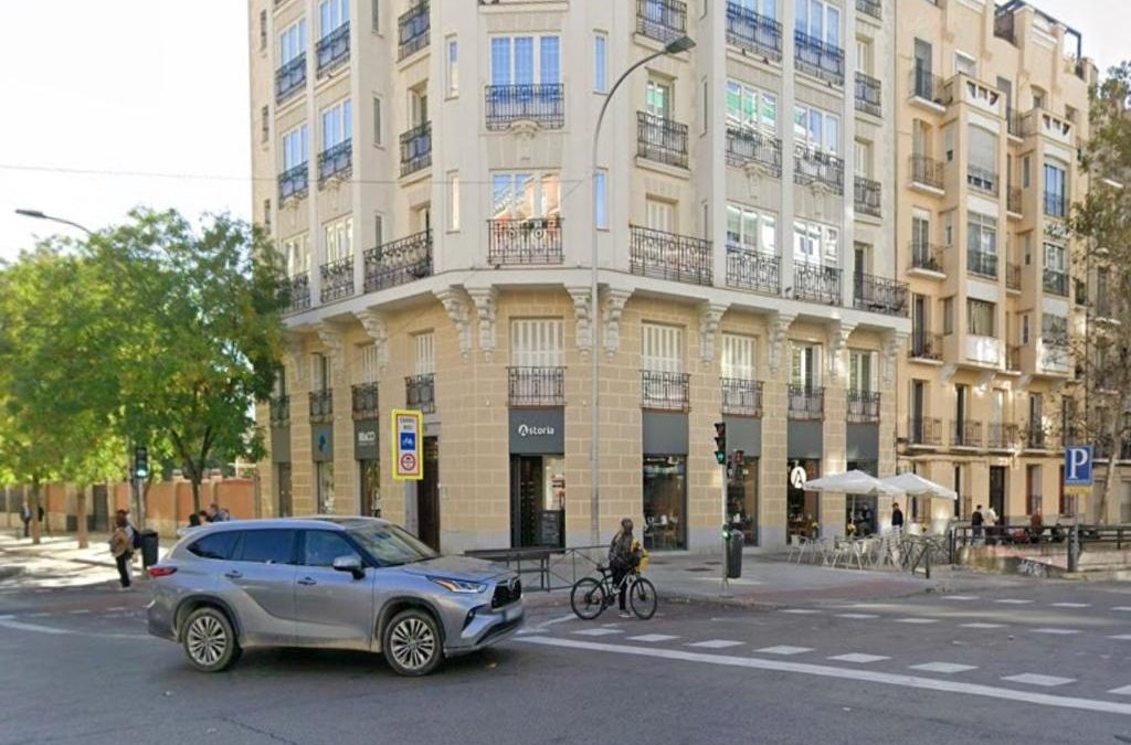 En Alquiler Local Comercial de 40 m2 zona Chamberí, Ríos Rosas